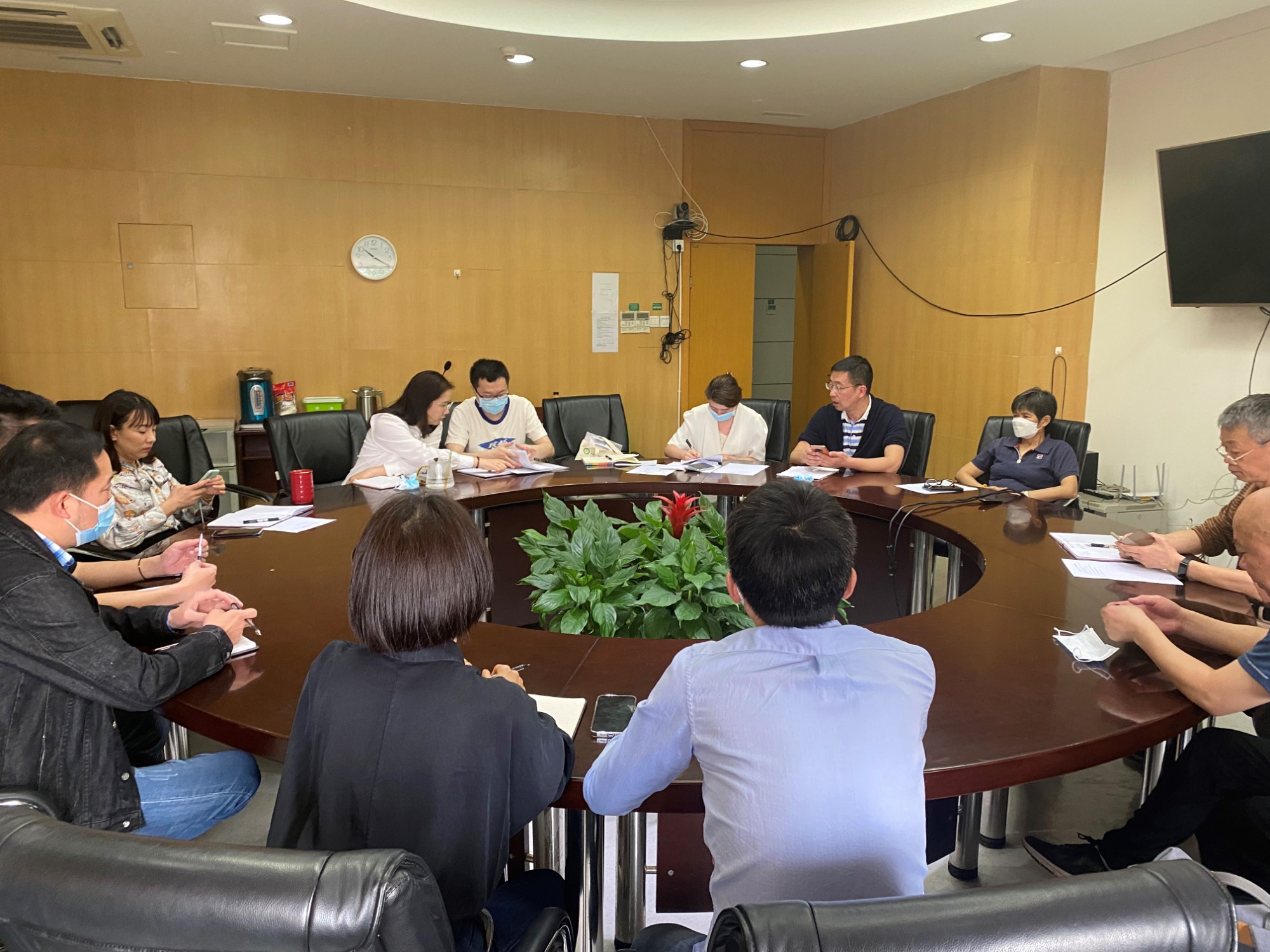 后勤管理部组织召开医院标识导向调整优化工作专题推进会