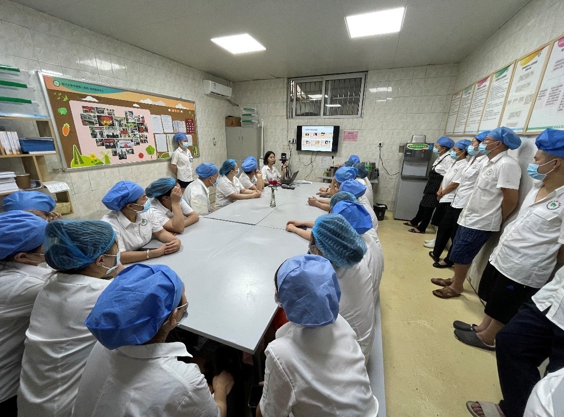 强化安全意识，守住“安全防线” ——记营养膳食中心安全系列培训活动
