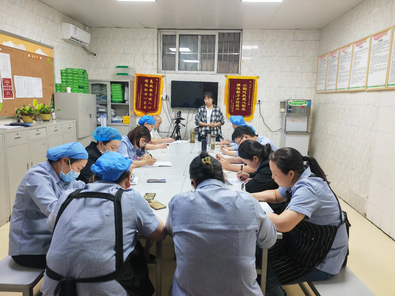 延伸服务触角，提升工作效能——华西院区营养膳食中心开展培训后闭卷考核工作