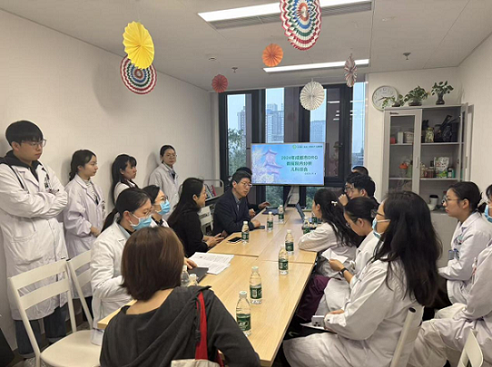  小儿外科举办关于新型冠状病毒防控的党建活动