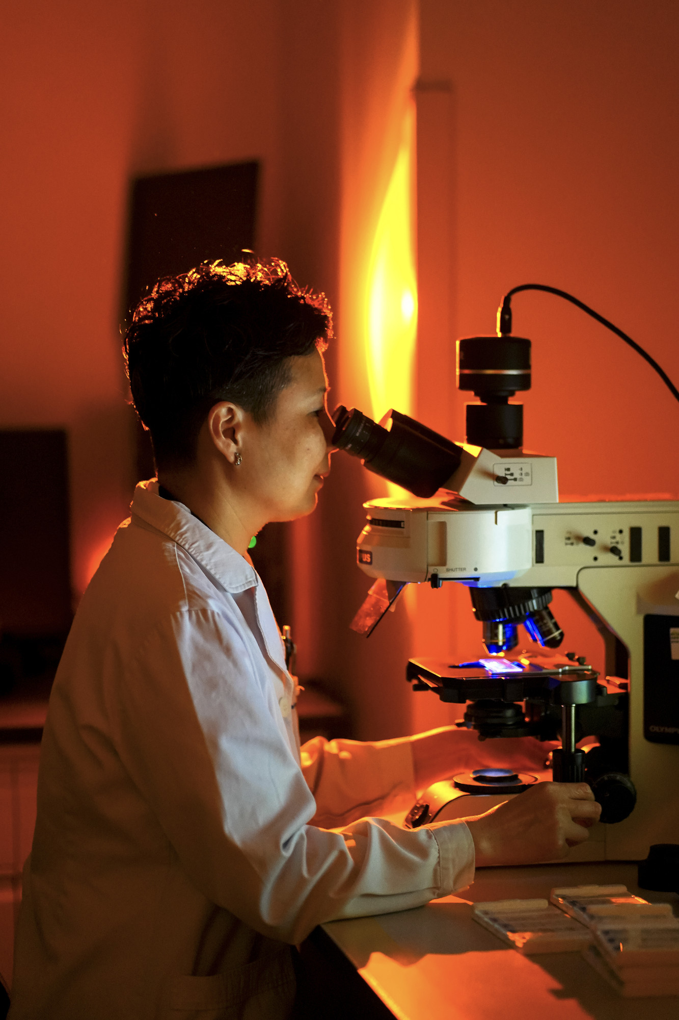 医学检验科_邺琳玲_奉献