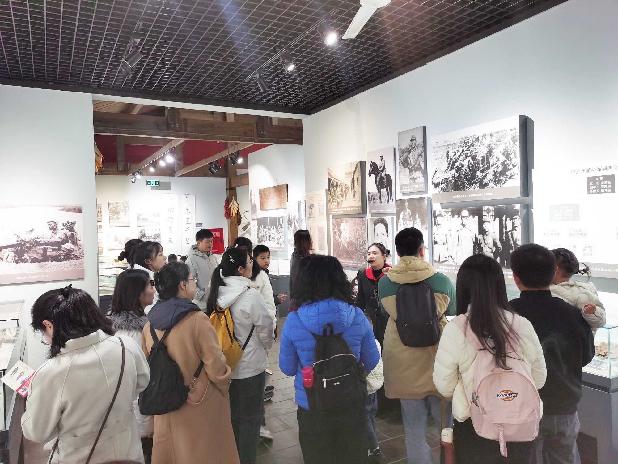 红色铸魂，薪火相传
——门诊党支部开展党史学习教育主题活动