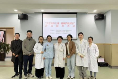  小儿外科举办关于新型冠状病毒防控的党建活动