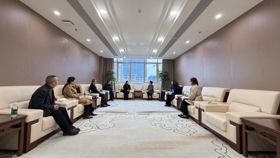  小儿外科举办关于新型冠状病毒防控的党建活动