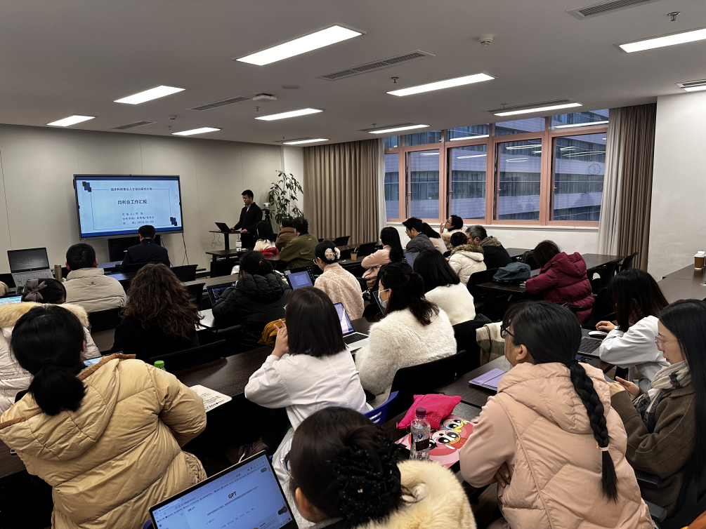  小儿外科举办关于新型冠状病毒防控的党建活动