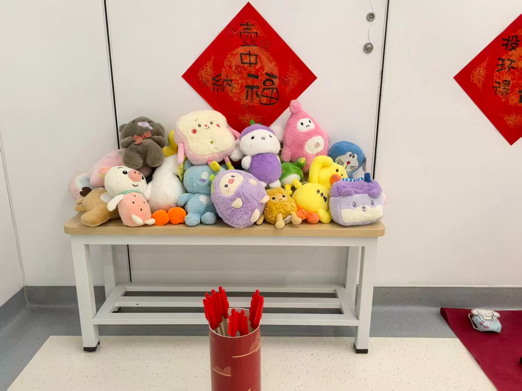 福暖病房童欢颜 人文关怀迎新春——综合儿科党支部组织开展“福暖童心·新春游园”主题活动