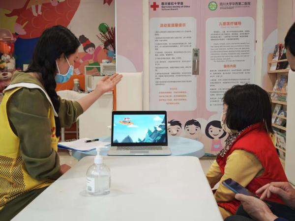  小儿外科举办关于新型冠状病毒防控的党建活动