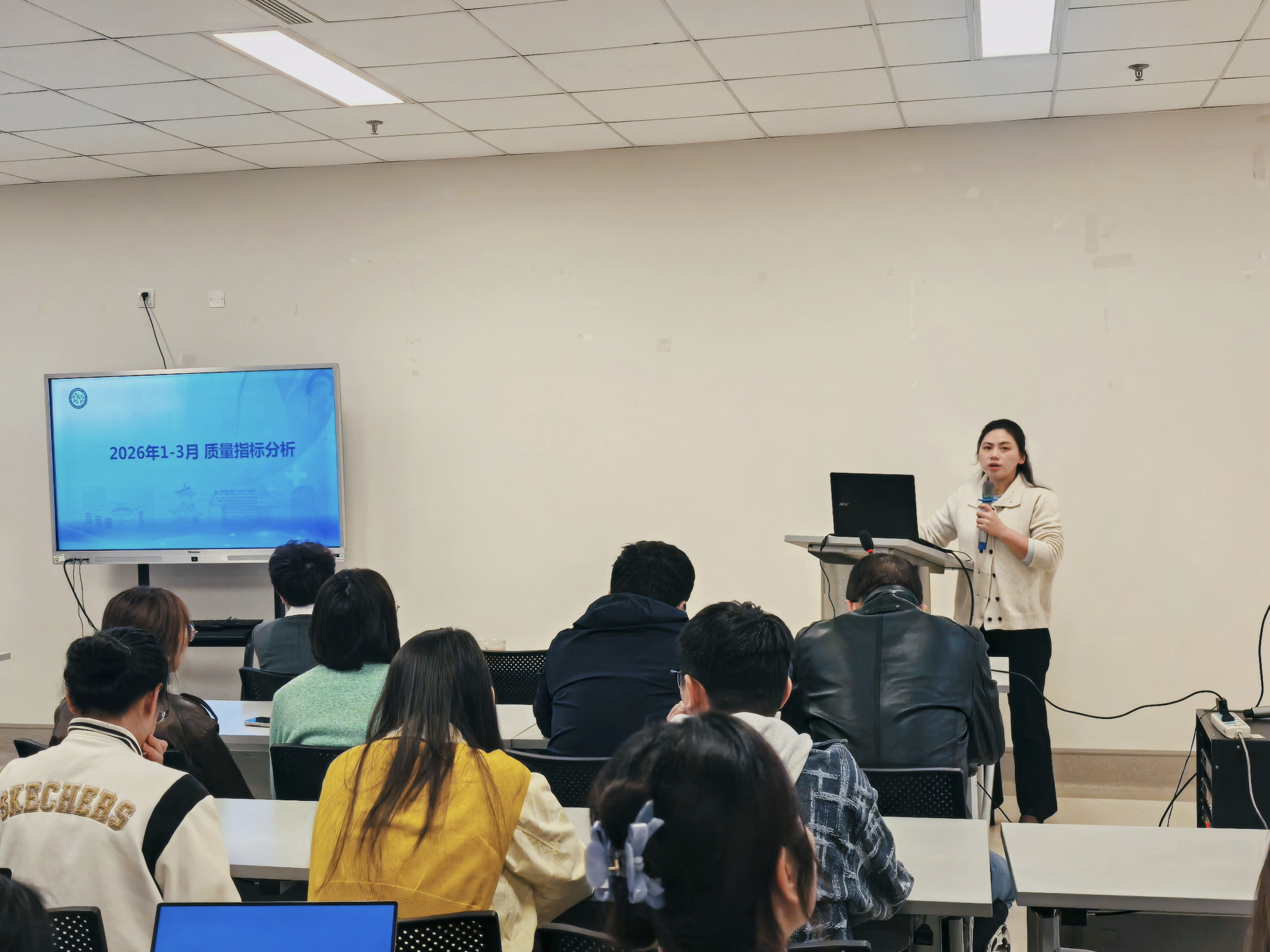 86fe3d7f7fac663bdbdba8609f5b142c