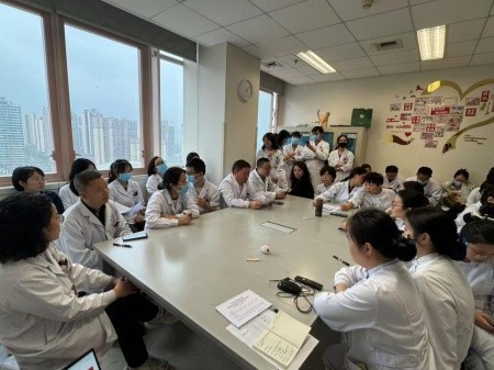 肿瘤中心党总支召开党员大会完成委员会选举