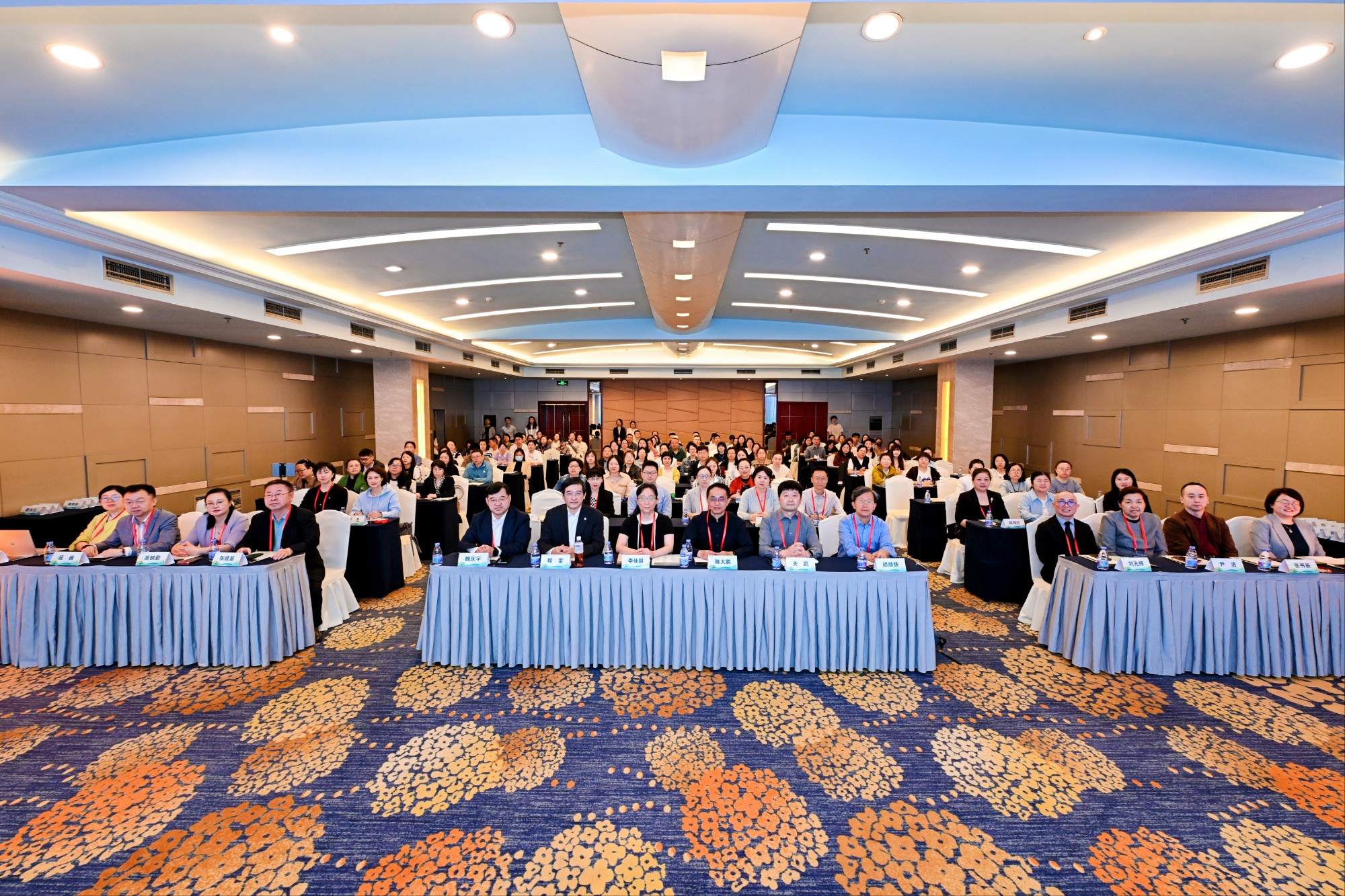  小儿外科举办关于新型冠状病毒防控的党建活动