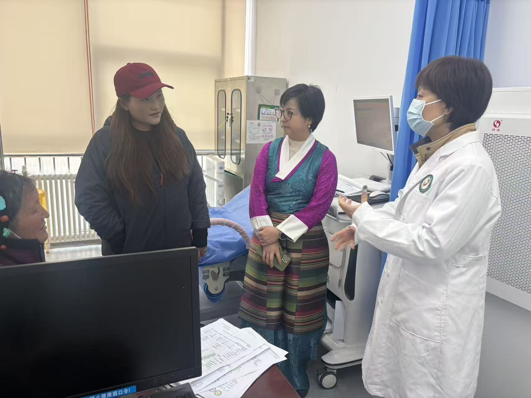 门诊检查 (2) 门诊检查 (2)