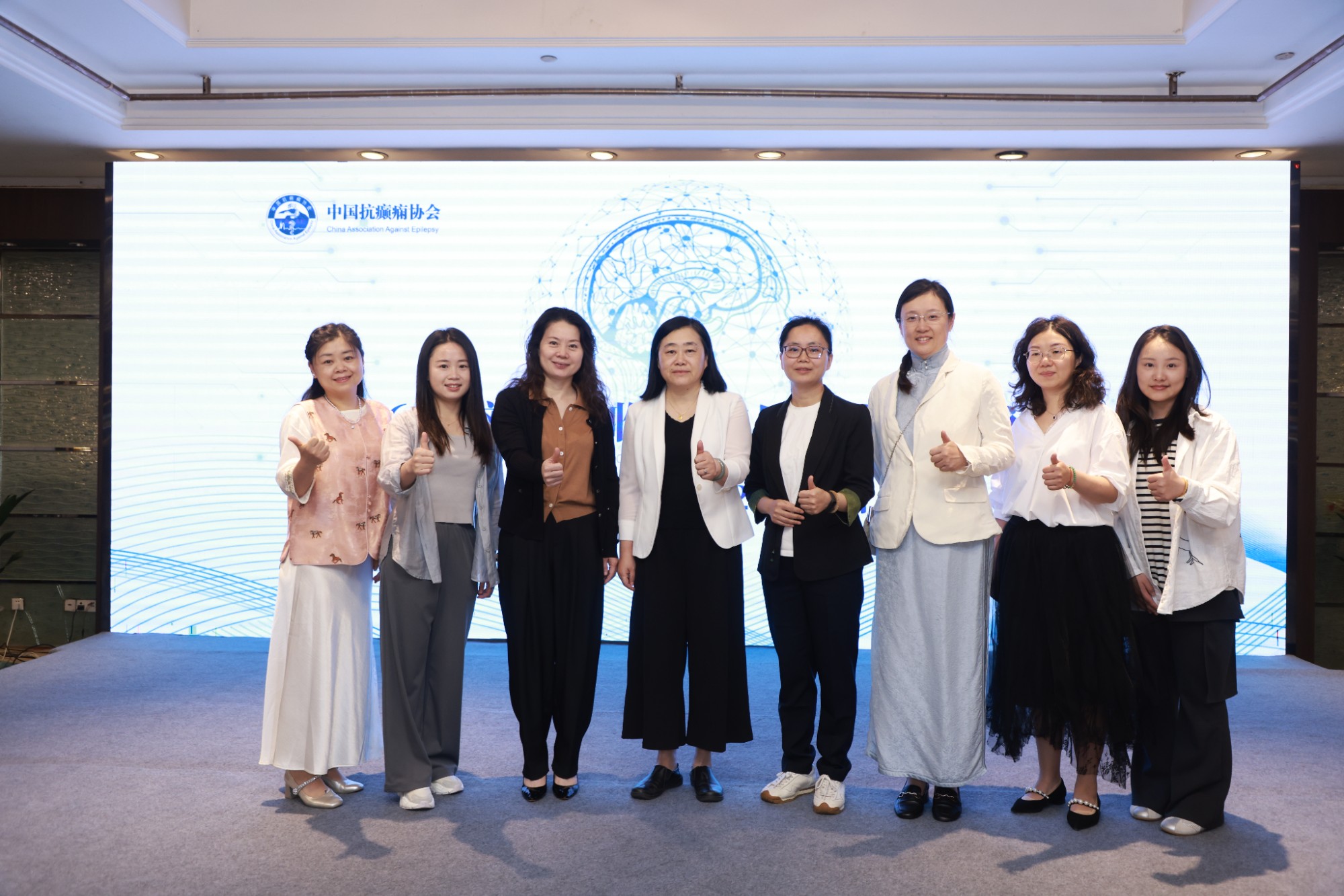  小儿外科举办关于新型冠状病毒防控的党建活动