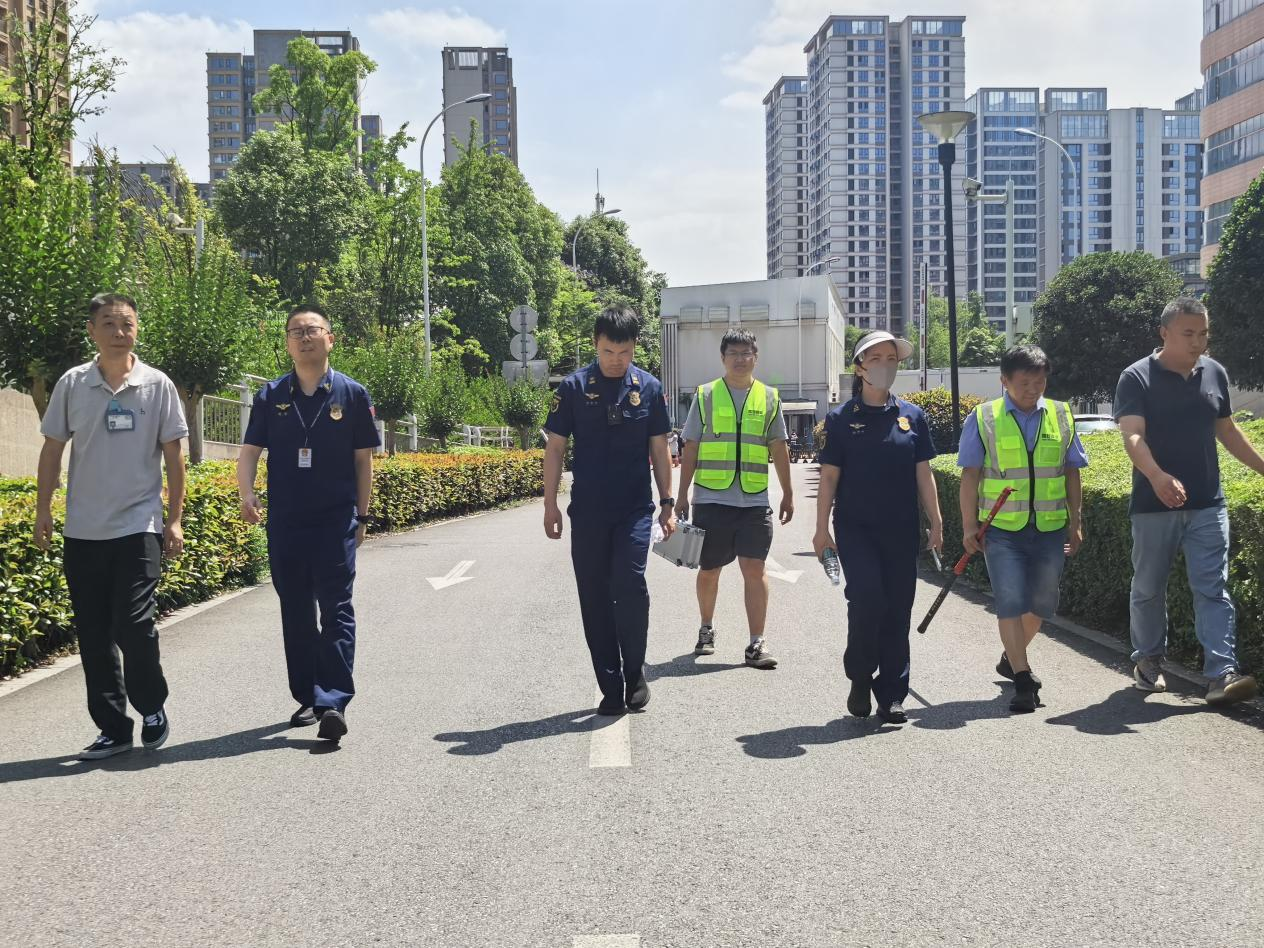 锦江院区接受成都市
消防应急救援支队消防安全随机检查