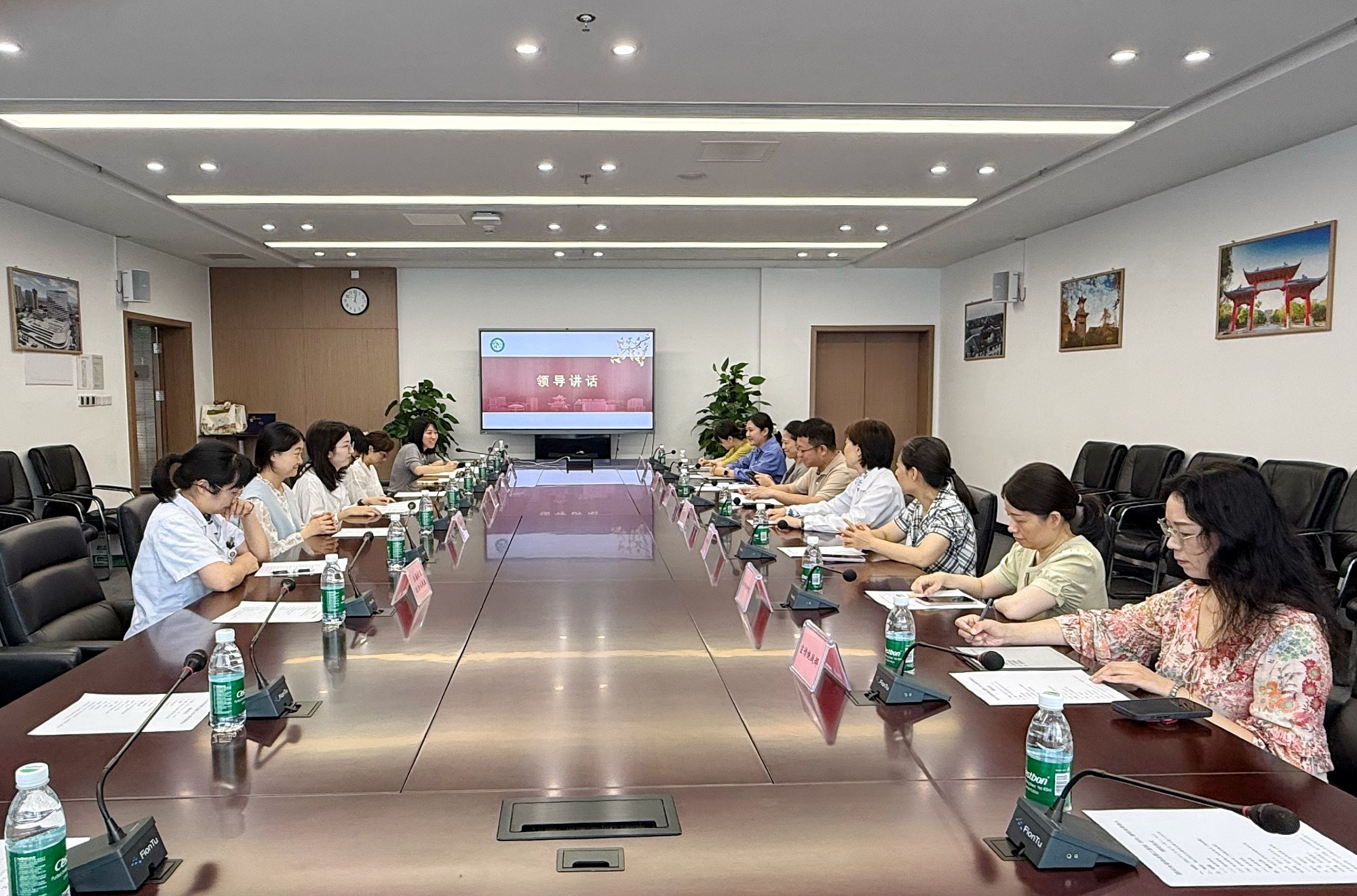  小儿外科举办关于新型冠状病毒防控的党建活动