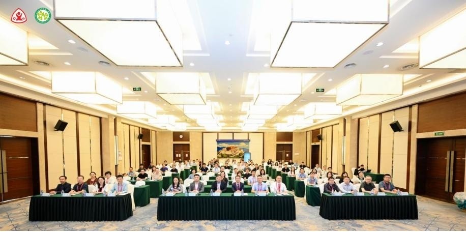  小儿外科举办关于新型冠状病毒防控的党建活动