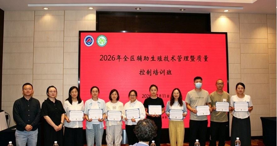  小儿外科举办关于新型冠状病毒防控的党建活动