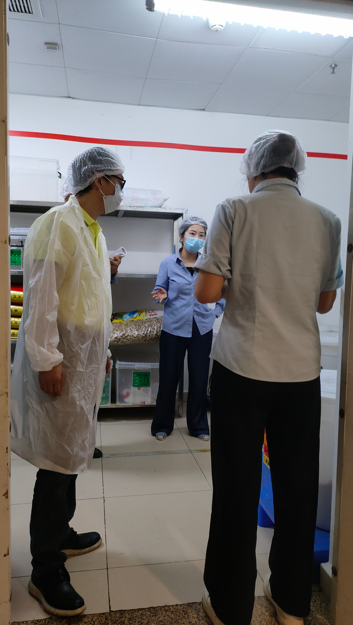 抓实节前安全排查 守护食堂安全关