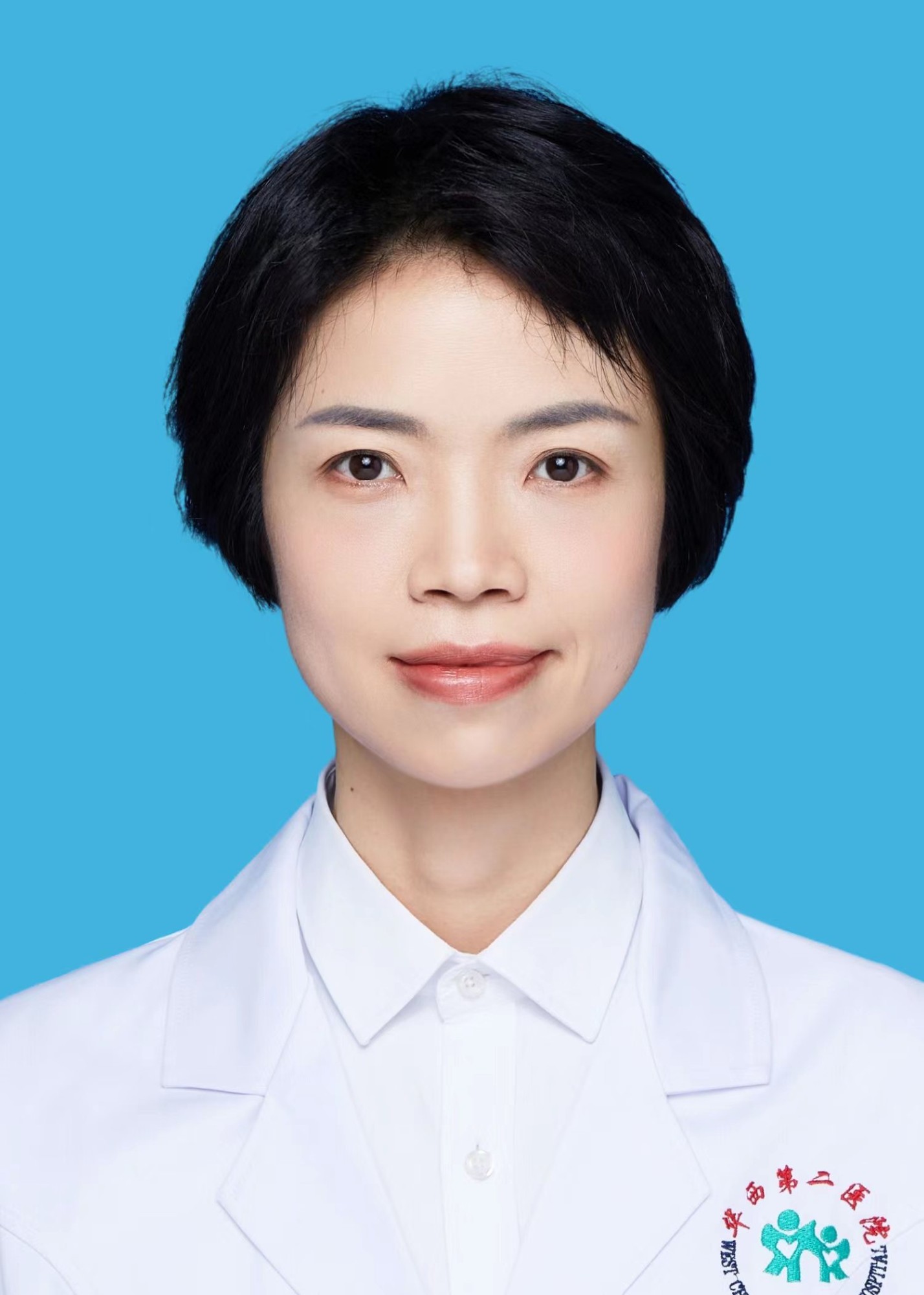 熊英